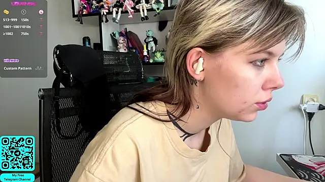 XXX chat uživo modela MadalynNosel