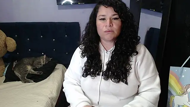 ANGELIQUE_KLANE's Live XXX Chat