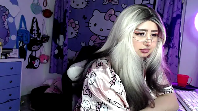 Živý XXX chat lussyevans24
