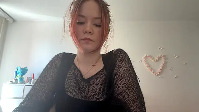 BernieceFender's Live XXX Chat