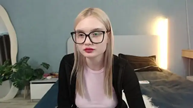 Angel_Share Chat XXX in diretta
