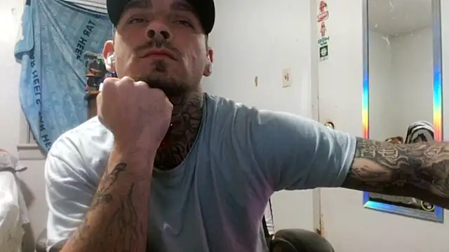 Chat XXX en directo de DADDY_KANE8---