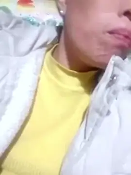 Gummiesu 现场XXX聊天