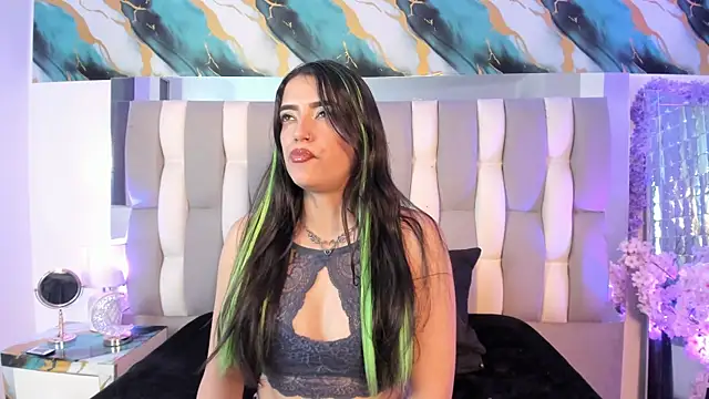 XXX chat uživo modela IsaDiiaz
