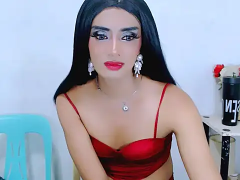 Queeny_Cassandra Show in webcam
