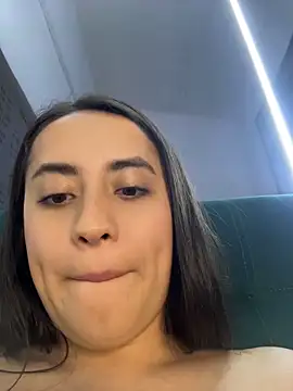 Pokazy przed kamerką – Antonella_Julieta