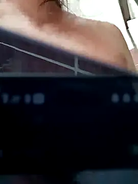 Show modela Viola_sweet_honey na web-kameri