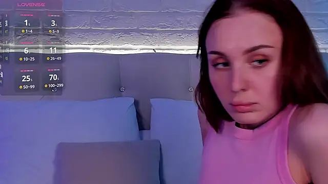 LianaFord's Live XXX Chat