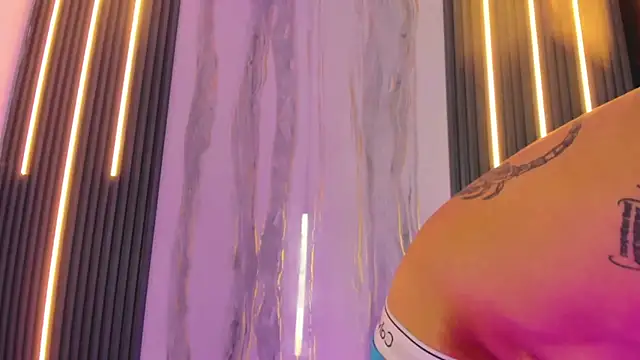 Angel_xxx webkamerás műsora