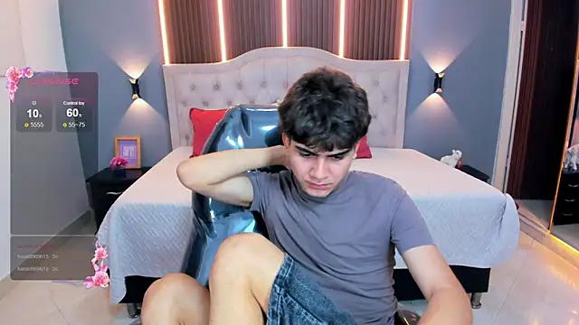 Tommy18__ 라이브 XXX 채팅