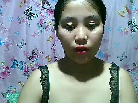 SexyAsianPussy4u Show in webcam