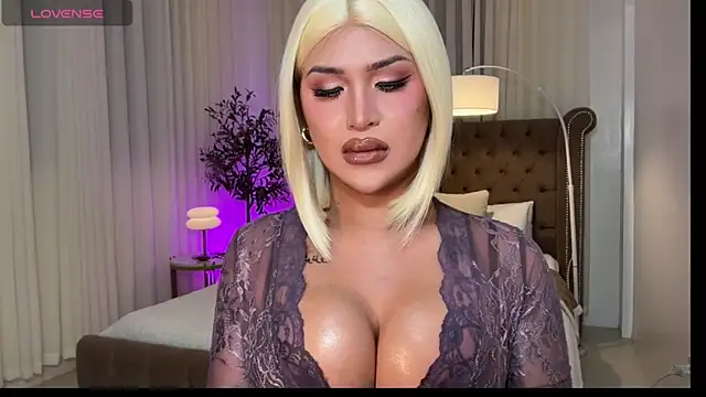 Your_Majesty_Tyra – Live XXX-chat