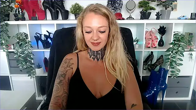 Valery_Venom Chat XXX in diretta