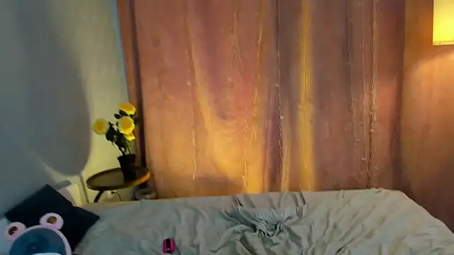 EthalCarlsqq's Live XXX Chat