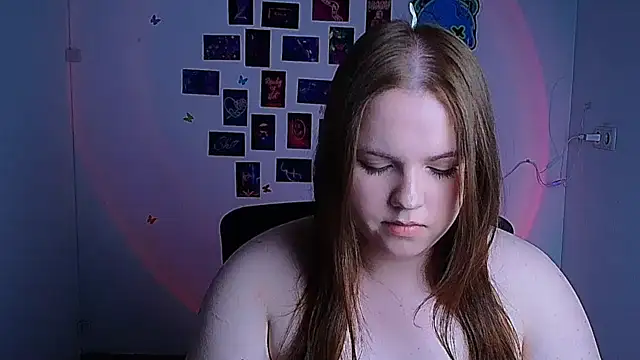 XXX chat uživo modela Kitty_Mia_Kitty
