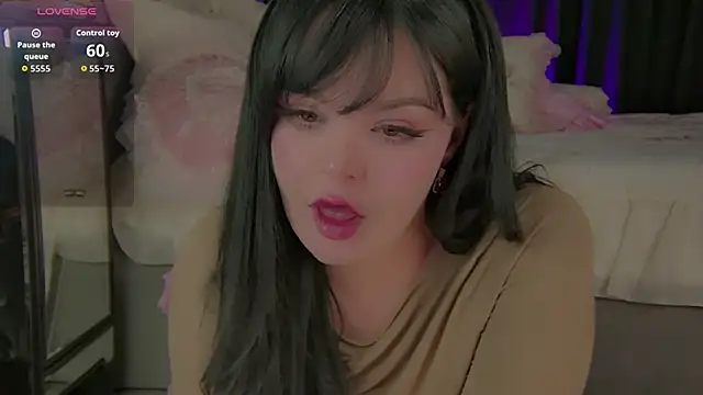 Marussia_luxury 即時 XXX 聊天
