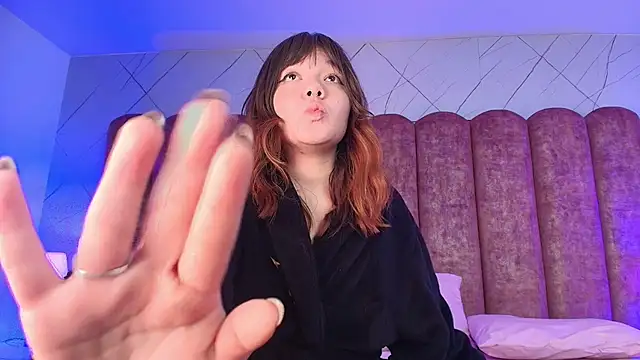 Chat XXX en directo de Fluffy_Bubble21