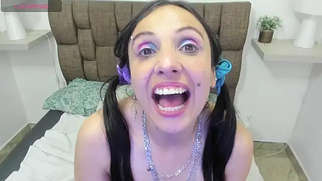 casey_jamess' Live XXX Chat