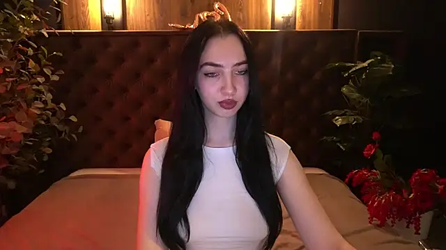WildKittenX_ élő XXX-chatje
