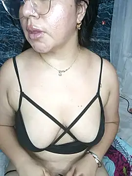 keterinjones--11's Live XXX Chat