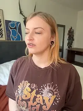 XXX chat uživo modela CherryyCheeks