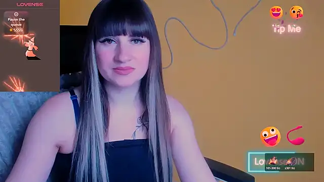 Violla_My Live XXX-Chat