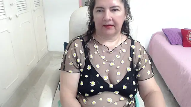 leonela_69 Adlı Modelin Canlı XXX Sohbeti