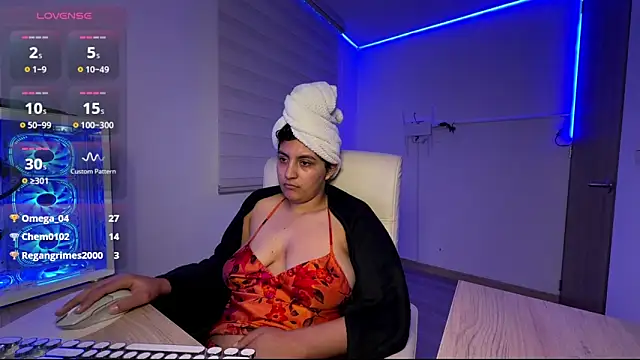 دردشة cloe_small الجنسية المباشرة
