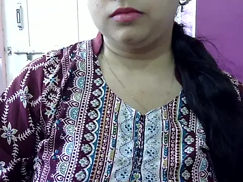 Cute_Aliyaa Live XXX-chat