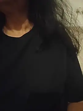NakedMILFx – Naživo XXX chat