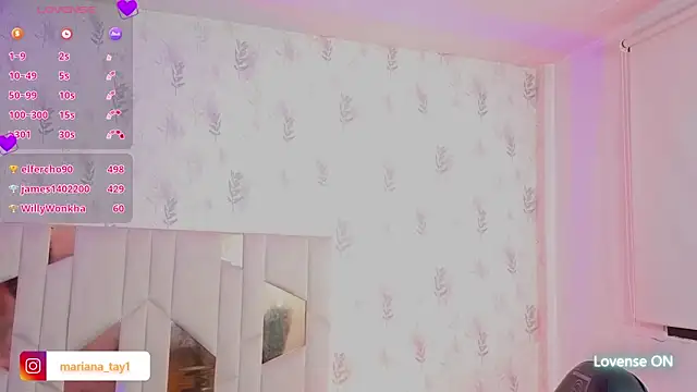Chat XXX en directo de MARIANA_TAY1
