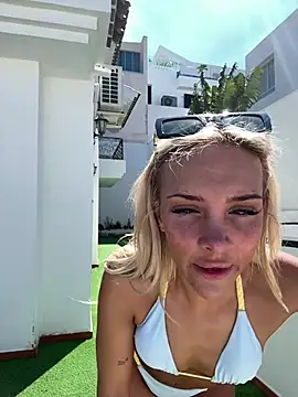 Naughtyblondex Webcamshow