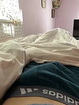mihaixxx1's Webcam Show