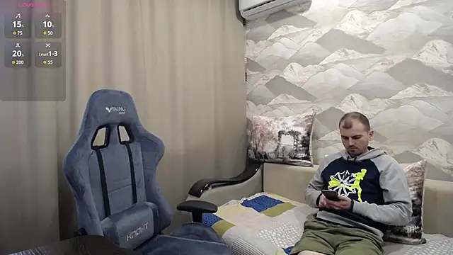 SerzhKorol1's Webcam Show
