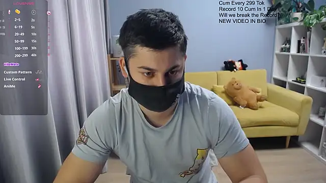Tomguys Chat XXX live