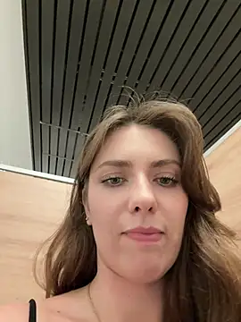 Chat +18 de MariiD ao vivo