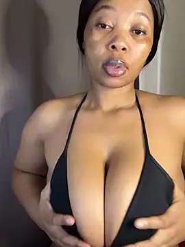 cherrybabe76's Live XXX Chat