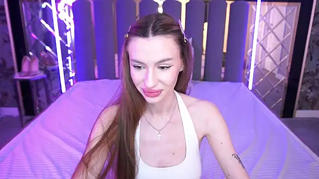 Snow_WhiteeeX élő XXX-chatje