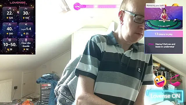 AdmiredThirty webkamerás műsora