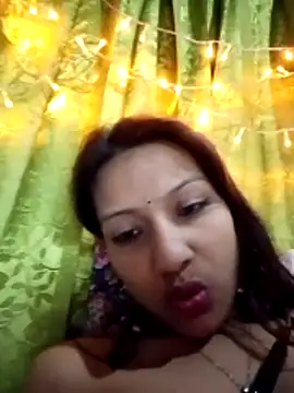 Maliha_Chowdhury élő XXX-chatje