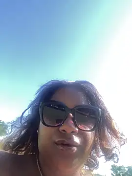 terrestrial-mermaid's Webcam Show
