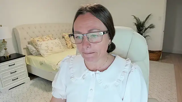 دردشة Vika73 الجنسية المباشرة