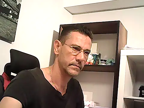 mastercharisma35 在線直播表演