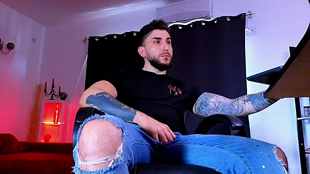 MightyAaron66 – webcam-show