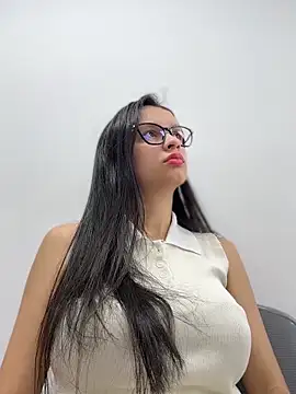 Soy_Sara7 Chat XXX in diretta