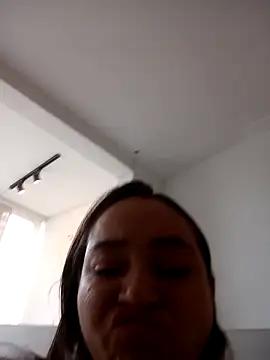 SabrinaVantress' Live XXX Chat