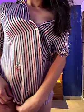 Chatroom XXX en direct de mahia_queen