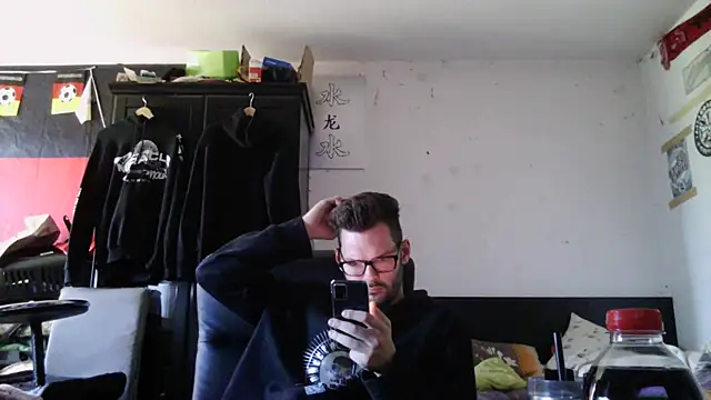 Die-geile-Sau 网络视讯表演