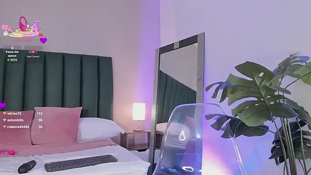 juicy_led_'s Webcam Show