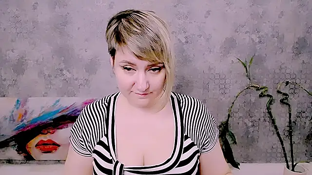 Chat +18 de Djullia ao vivo
